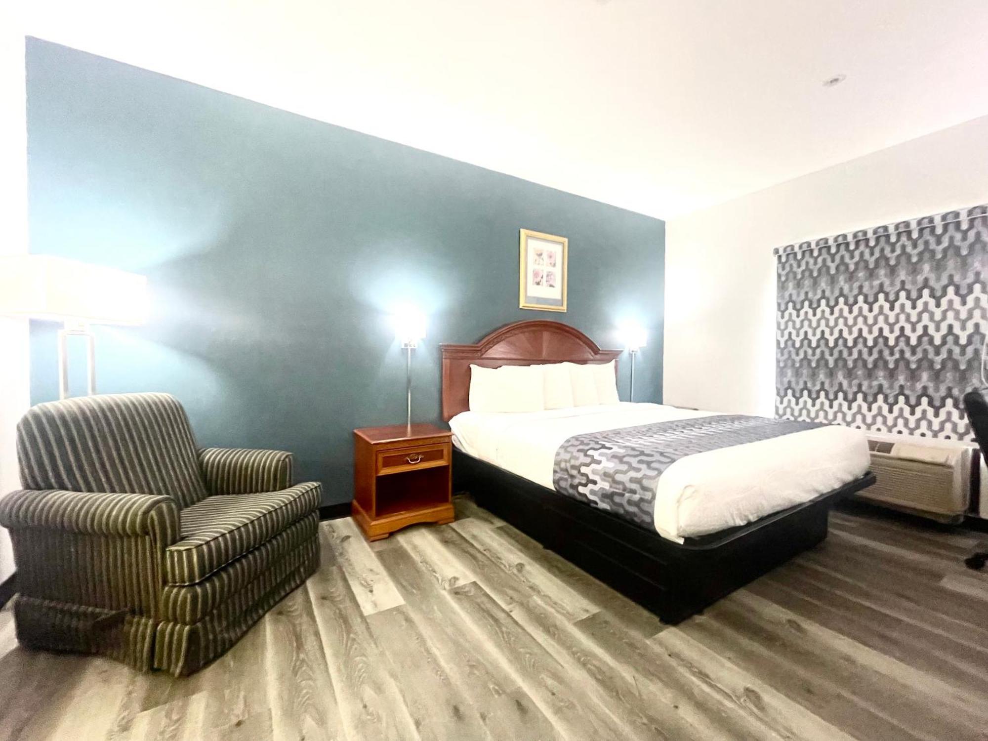 Grand Vista Hotel & Suites 보노르 외부 사진