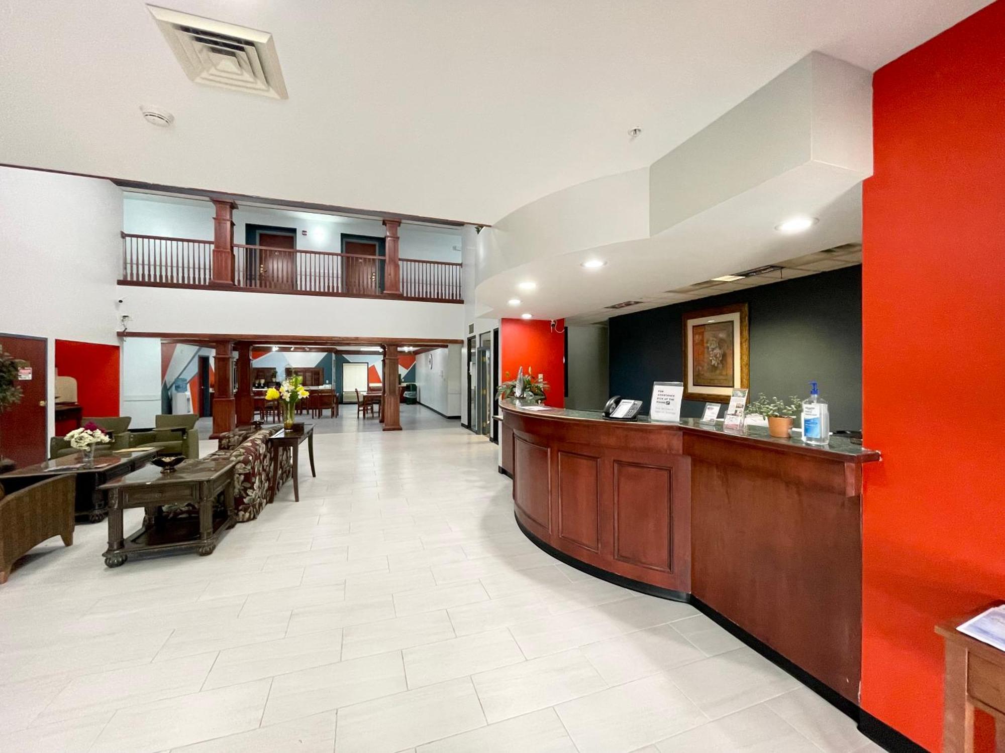 Grand Vista Hotel & Suites 보노르 외부 사진