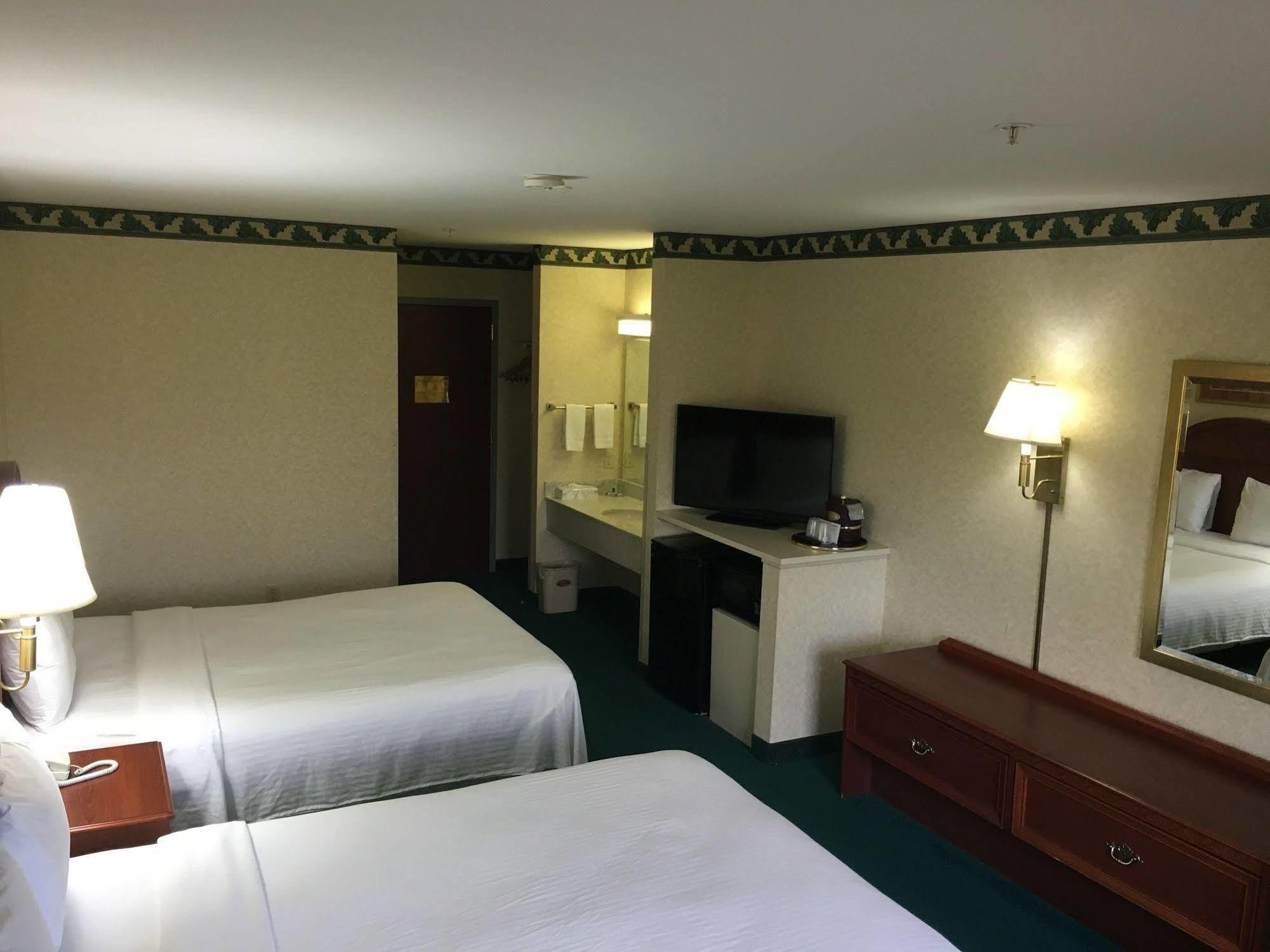 Grand Vista Hotel & Suites 보노르 외부 사진