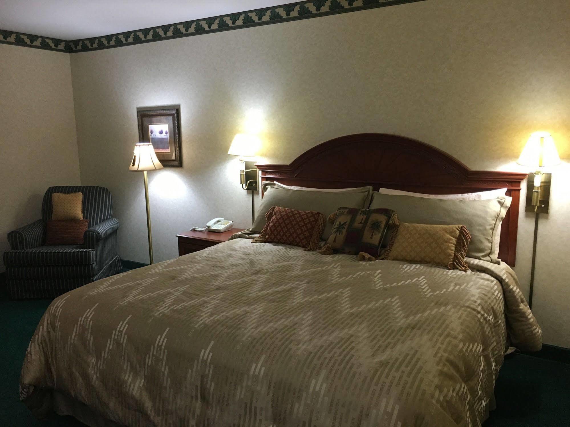 Grand Vista Hotel & Suites 보노르 외부 사진